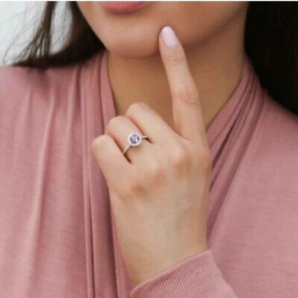 Faux Gemstone Glitzy Ring